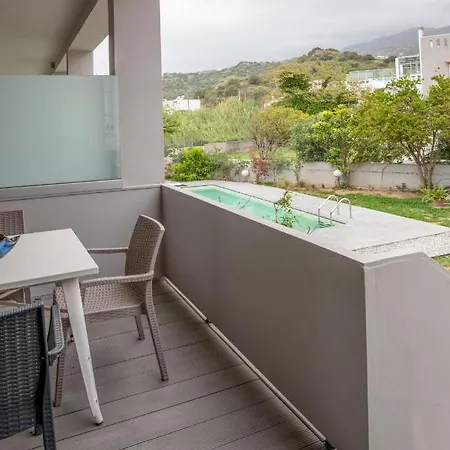 Riviera Daire